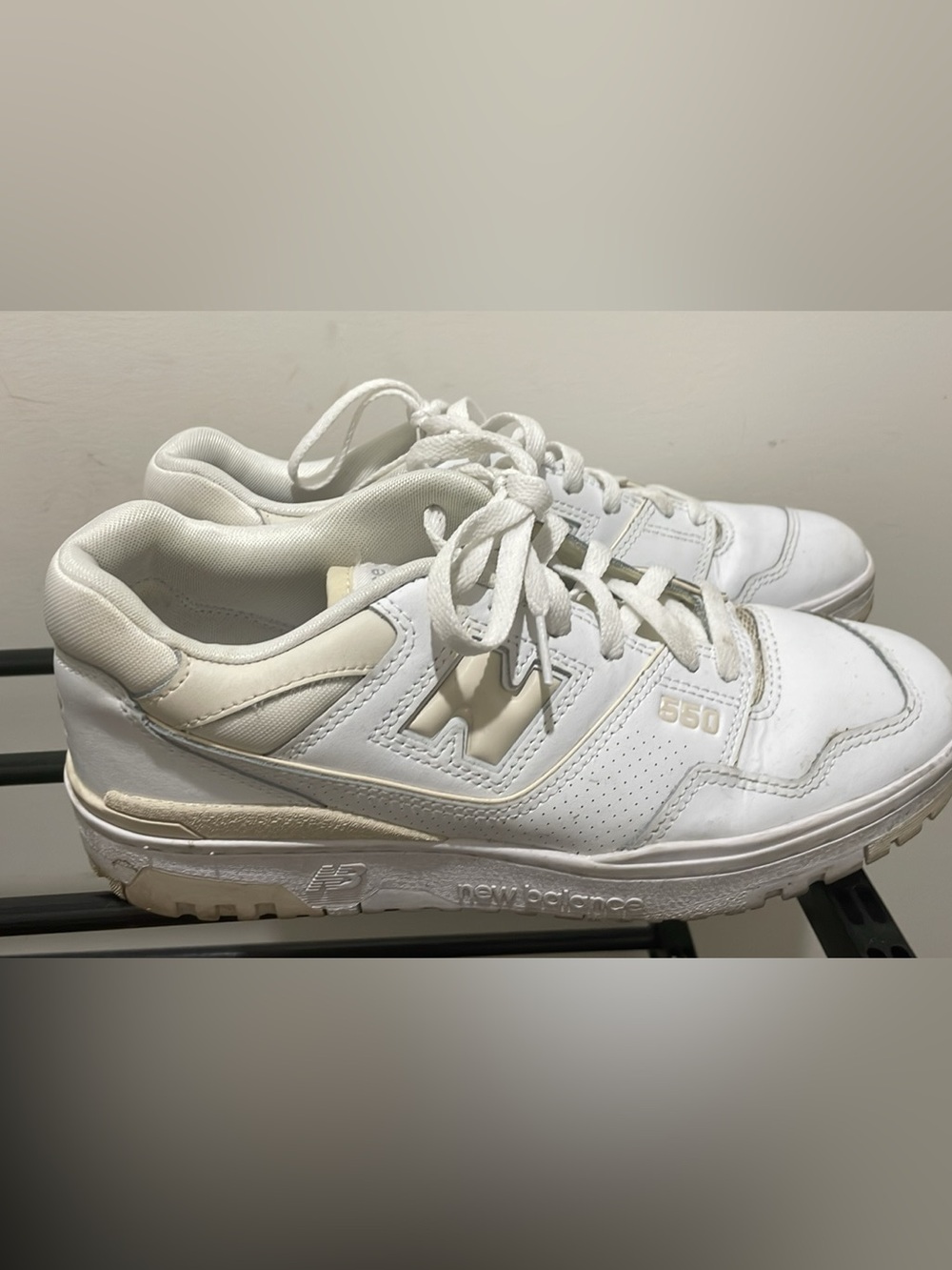New Balance 550 Low-Top Leather Sneakers